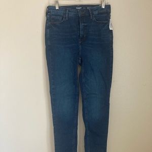 NWT - Old Navy skinny jeans